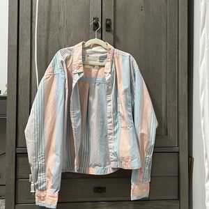 American Eagle Stripped Multicolored Button Up Shirt